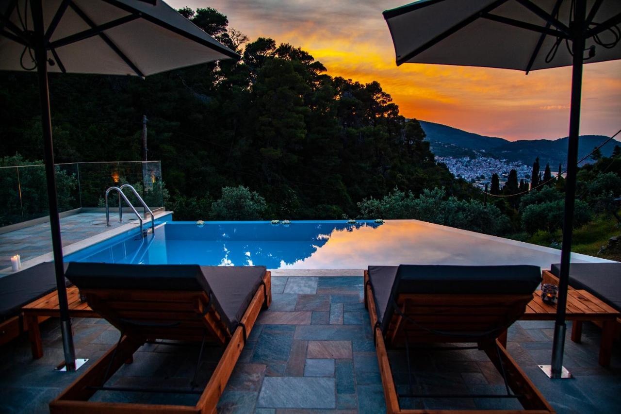 Petrino * Skopelos Town
