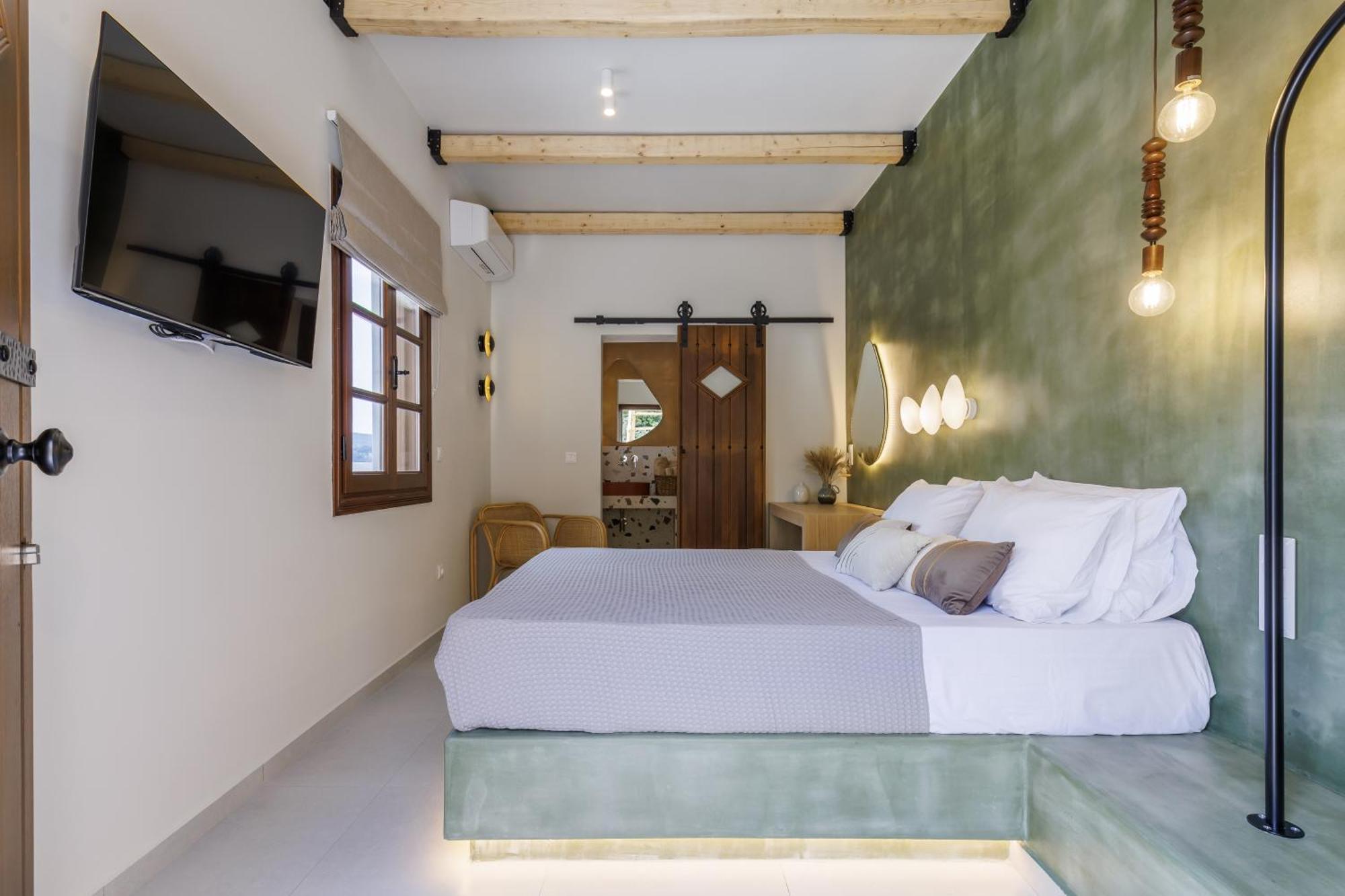 Petrino Skopelos